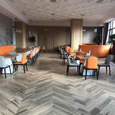 Vienna International Hotel (Sunchuang Tower Flagship Store in Bengbu)