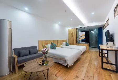 Fishing Village Small Talk Отели рядом с достопримечательностью «Wenling Shitang Peninsula Tourist Resort»