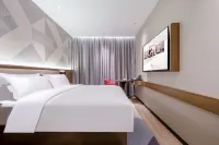 Borrman Hotel (Yulin Pedestrian Street Jincheng Center) Hotel di Yulin