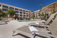 Grand Vista Hotel - Pools