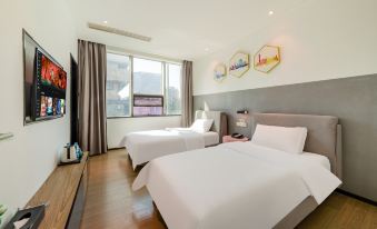 Waito Hotel (Guangzhou Kecun Metro Station Liying Plaza)