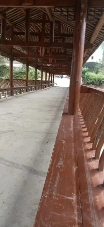 Zheng'an Gulou Hotel Отели в г. Чженгань