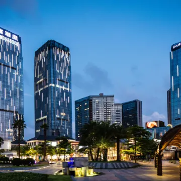 Pullman Zhuhai (Gongbei Port Fuhua Li Branch) Hotels near Tongxin Park