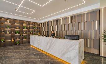 Zhuhai Longhua Select Hotel