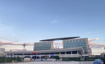 7 Days Inn (Kunming railway station civil aviation airport bus station store)
