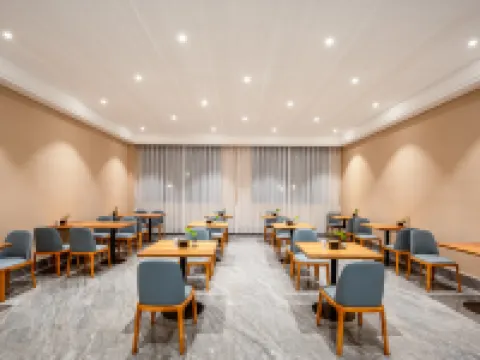 虔美·悦季酒店(贛州信豐水東汽車總站店) 信豐酒店