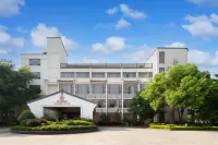 Oceanside Hotel Hotels in Maoming