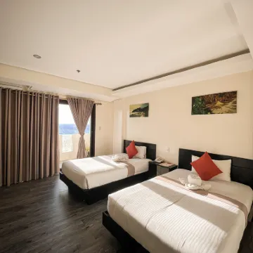 Navarro Hotel Hotels near Cagban Beach