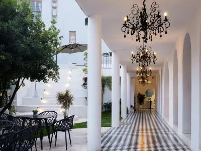 ANDER HOTEL