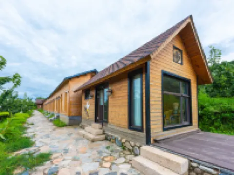 Yipu Mountain Resort Hotels in Fuping