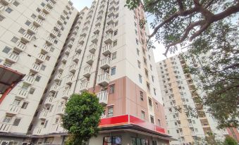 Lily Room at Apartment Cibubur Village