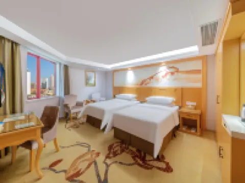 Vienna Hotel (Zhongshan Xingzhong Square Pedestrian Street Branch) Hotels in Zhongshan