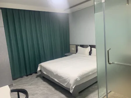 Xuekelai Farm House Отели рядом с достопримечательностью «Phenix»