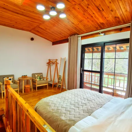 Jianning Heyue Light Luxury Beauty Hotel