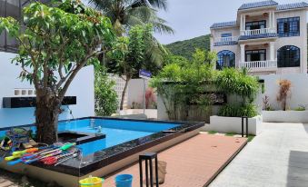 Lingshui Yinanwan Homestay (Nanwan Monkey Island Branch)