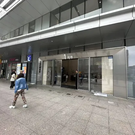 Aili Yunduan Hotel (Shapingba High-speed Railway Station Jinsha Tianjie Branch) Отели рядом с достопримечательностью «CPC Chongqing Shapingba District Committee Party School»
