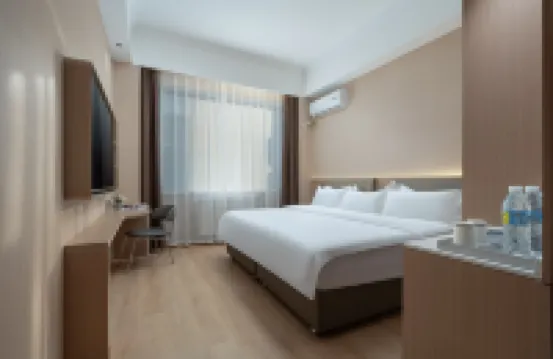 上好人家·質選ホテル（済南泉城広場大明湖）