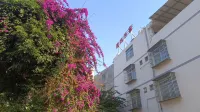 Yayuan Homestay (Chongzuo High-speed Railway South Station Nationalities Normal College) - con vistas a la montaña