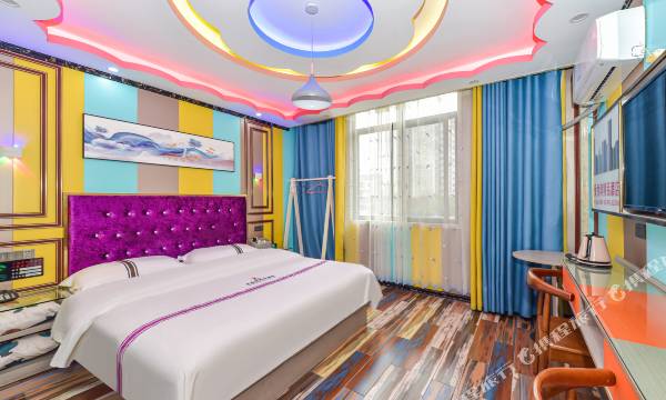 Love Bay Boutique Hotel (Guilin North High-speed Railway Station)