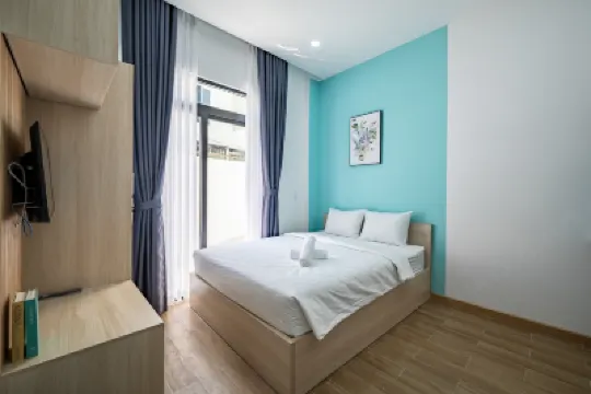 科祖魯姆之家-瑟琳娜公寓 Tracy Decor附近的飯店