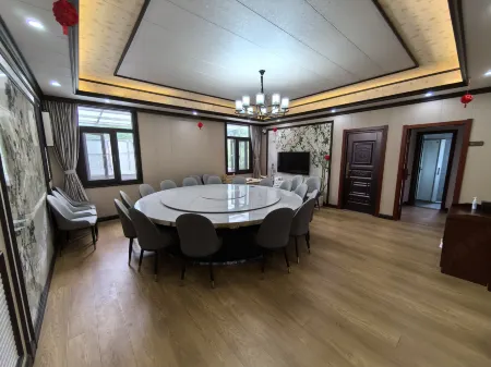 Qingtangou Homestay Отели в г. Хошань