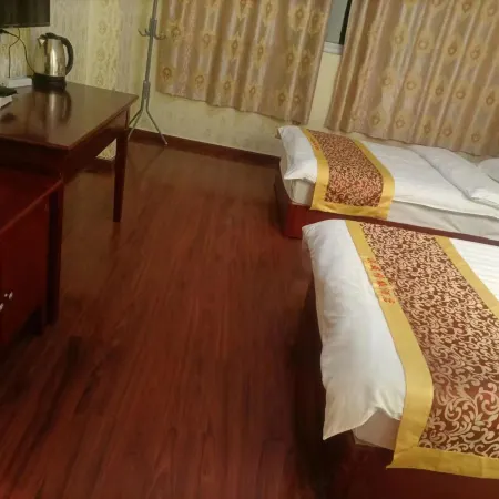 Zayu Dian Zang Qingyuan Hotel