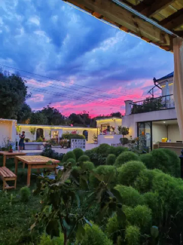 Turksville Huasu (Bayancheng Branch)