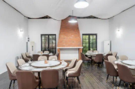 Anji Yunxiadeye - Lakeside Resort Villa Boutique Hotel (Yunshang Prairie - Yunxia Lakeside)