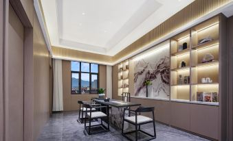 Yashu International Hotel