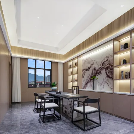 Yashu International Hotel
