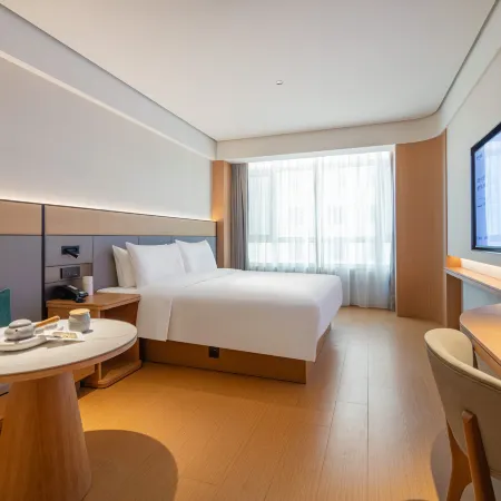 Ji Hotel (Yangquan Binhe Xintiandi Shopping Plaza Branch)