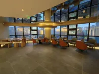 The Cat Spirit Inn | Japanese-Style High-Rise Hotel (Minsheng Rd, near Pen Shuichi Metro, Guiyang)