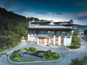 Lisong Yunyaogu Hot Spring Hotel
