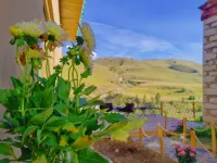 Genie Ziyue Mountain Retreat Homestay (Zeba Village) - Bergblick
