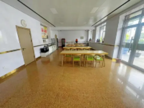 Yijiayuan Fashion Hotel Hotéis em Baicheng