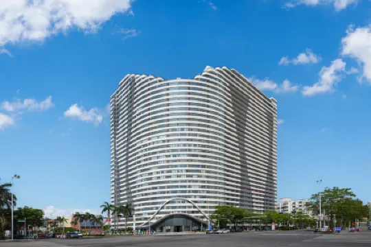 Qiyue Scenic Hotel (Beihai Silver Beach)