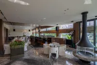 Weiyangju Urban Homestay (Yanjiang Avenue, Natural Tower, Yichang)