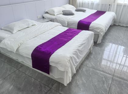 Jingjiang Homestay (Jiangbian Square)