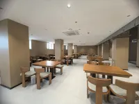 Rongcheng Chengshantou Xixiakou Zoo Rezen Select Hotel 룽청 호텔