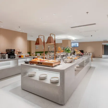 PERO Hotel (Near Disneyland ，Free shuttle bus to pudong airport)