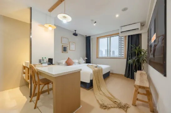 一支百合智慧飯店（合肥1912酒吧街店） 金大地街區附近的飯店