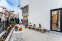 Zijingge Homestay (Hongwan Scenic Area Branch)