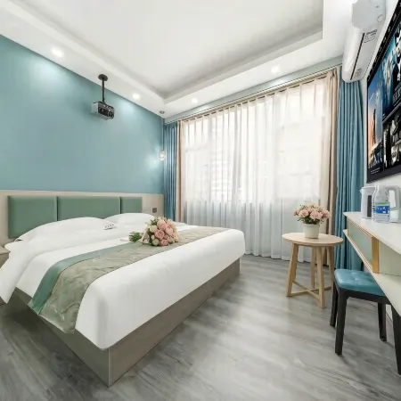 Anning Yujian Hotel (Wuyue Plaza)