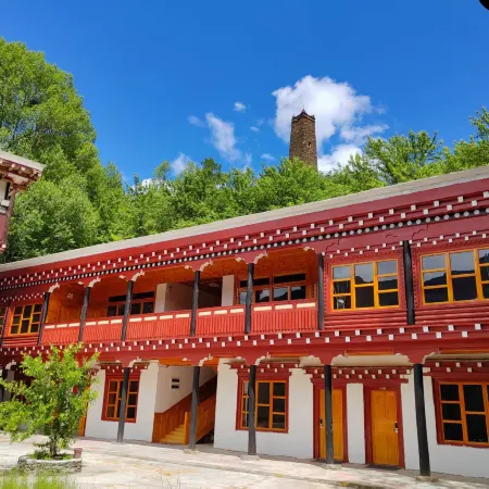 Daerjie Homestay (Zhonglu Jikayi XI ZANG Village)