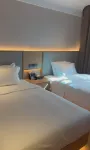Yuachen Hotel (Tongda Road Oriental Never Night City Store) - พร้อมWifi
