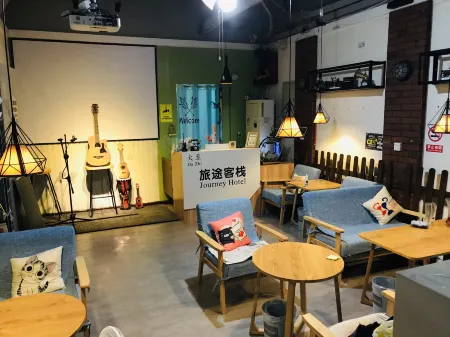 Dazhi Lvtu Hotel Отели рядом с достопримечательностью «Wuhan Yangtze River Bridge»