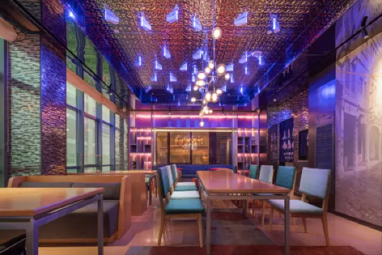 CityNote Hotel (Guangzhou Beijing Road Pedestrian Street Subway Station) Отели рядом с достопримечательностью «Zhonghua National Federation of Trade Unions Site»