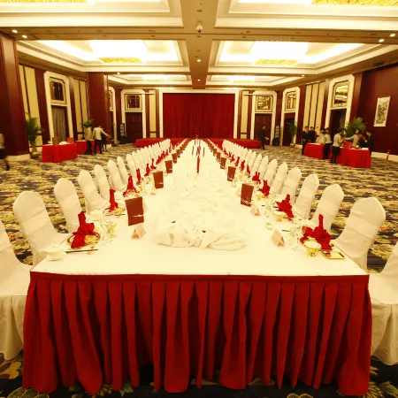 Fengguan Holiday Hotel