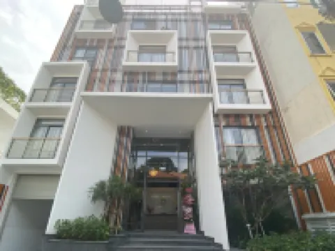 Melina Turtle Lake Saigon Center Hotel berhampiran Notre Dame Cathedral of Saigon