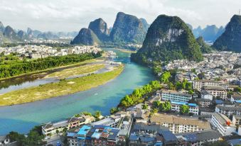 Percent Hotel by Li River (YangShuo West Street)